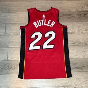 Nike Jimmy Butler Miami Heat #22 Jersey Swingman Size 40 Red Dri Fit